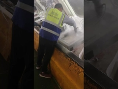 Жидкое водообразующее средство для освобождения автомобильных сидений